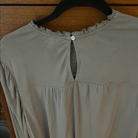 Lucky Brand Women's Soft Gray Blouse - Picture 3 of 6